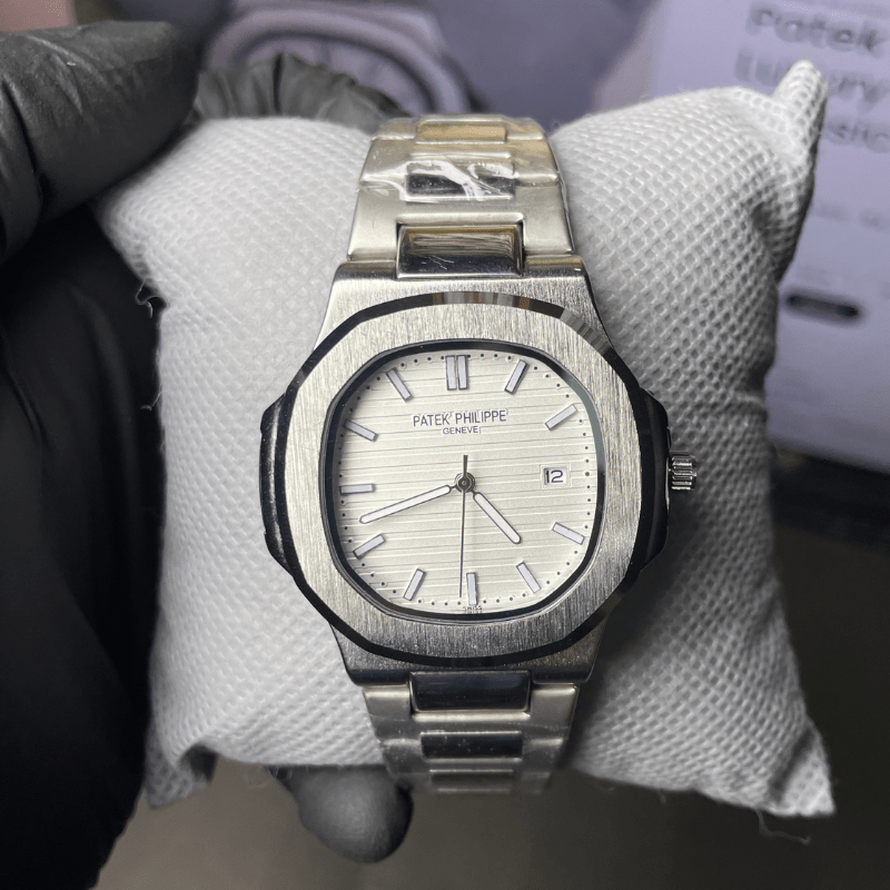 Patek Philippe Luxury Watch – Classic Black Dial