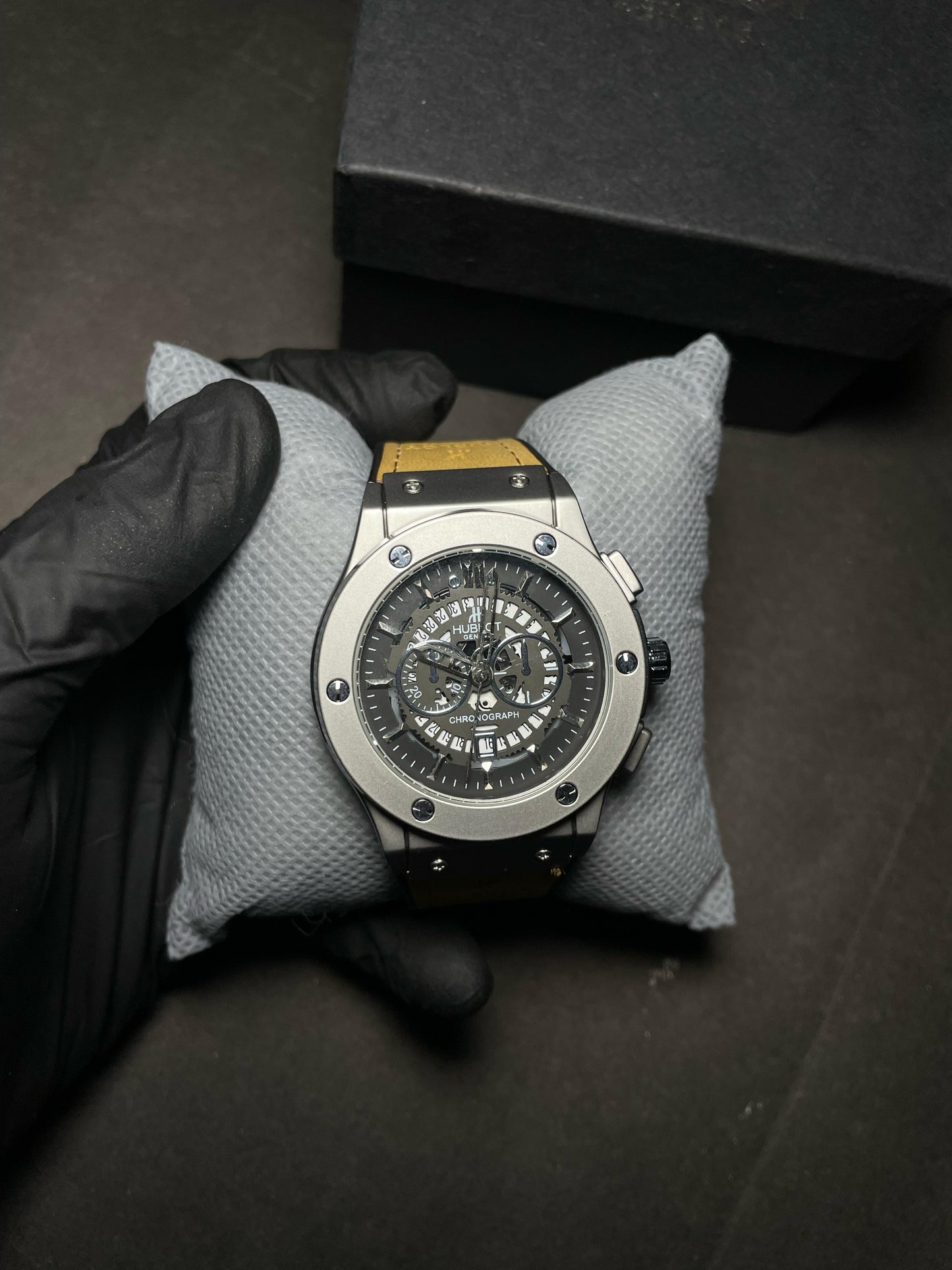 HB Leather premium black strap